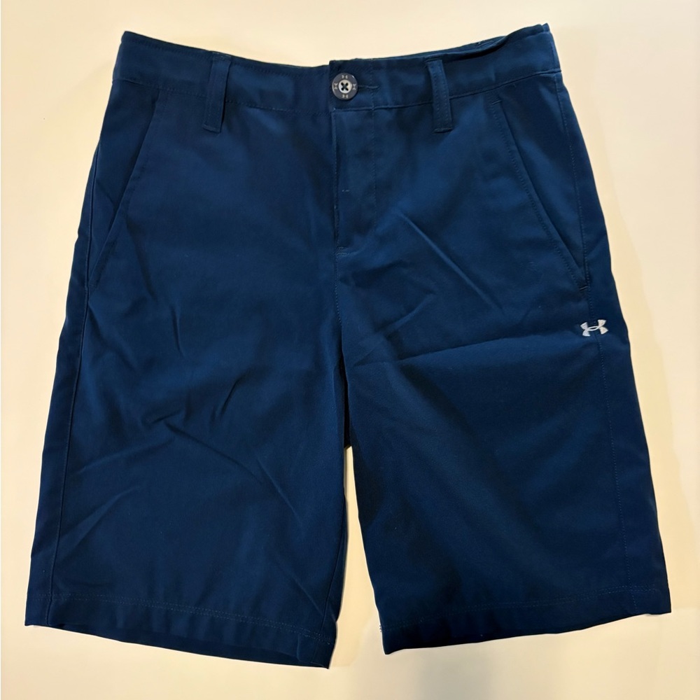 Under Armour Golf Shorts. Navy Blue Boys M